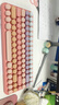 B.O.W航世 K608DL 三模有線藍牙無線充電鍵盤 超薄便攜辦公家用手機ipad平板筆記本電腦鍵盤 甜心粉漸變 曬單實拍圖