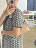 蔻馳（COACH）【品牌直供】LAUREL女士小號HOBO流浪包 沙黃色拼灰褐色 七夕禮物 曬單實拍圖
