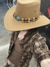 妙奕嘉西部牛仔帽男女草原沙漠帽子女時(shí)尚洋氣登山帽新疆川西旅游遮陽(yáng)帽 民族風(fēng)西部牛仔帽【卡其色】 均碼 曬單實(shí)拍圖