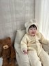婧麒（JOYNCLEON）嬰兒衣服秋冬連體衣純棉新生兒季男女寶寶夾棉保暖對開(kāi)哈衣服爬服 中開(kāi)星月奶白 80cm 9-18個(gè)月，體重8.5-10kg 曬單實(shí)拍圖