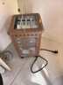 揚子家用五面燒烤型電暖氣烤火爐取暖器小太陽(yáng)電暖器室內電熱爐子快熱爐全方位四面烤火爐暖腳神器 大款頂3側2有燒烤功能金色 曬單實(shí)拍圖