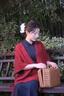 啄木鳥(niǎo)純色鏤空外搭披肩女士披風(fēng)斗篷裝飾毛線(xiàn)圍巾洋氣百搭2025夏秋新款 紅色  雪花瓣 鏤空 (披肩) 曬單實(shí)拍圖