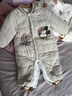 迪士尼（Disney）冬季童裝夾棉米奇貼布刺繡卡通舒適保暖家居連體衣爬服 米杏 90cm 曬單實(shí)拍圖