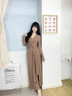 冶芷咖色v領(lǐng)扭結連衣裙女氣質(zhì)綁帶長(cháng)裙2025秋季長(cháng)袖收腰裙子 扭結v領(lǐng)包臀裙卡其色 M 曬單實(shí)拍圖