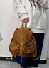 盛馳小眾復古麂皮絨雙肩包女旅游輕便2025秋冬新款百搭大容量通勤背包 咖啡色 無(wú)規格 曬單實(shí)拍圖