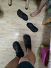 名創(chuàng)優(yōu)品（MINISO）洞洞鞋男士夏季外穿防滑厚底eva踩屎感涼鞋防臭海邊沙灘包頭拖鞋 曬單實拍圖