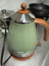 德龍（Delonghi）電熱水壺 家用復古304不銹鋼燒水電水壺 防干燒大功率1.7L煮水壺 KBO2001.VGR 橄欖綠 曬單實(shí)拍圖