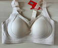 貓人無(wú)痕內衣女士無(wú)鋼圈文胸大胸顯小提拉聚攏上托防下垂薄粉底液胸罩 曬單實(shí)拍圖