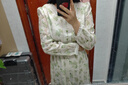 百圖betu女裝秋季新款連衣裙花邊V領(lǐng)碎花收腰繡花連衣裙女2308T79 綠色 M 曬單實拍圖