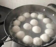 三全寧波風(fēng)味黑芝麻湯圓1kg約84只 經(jīng)典簡(jiǎn)裝早餐家庭裝元宵 曬單實(shí)拍圖