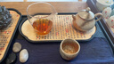 容山堂釋水 手繪玻璃公道杯 加厚錘目耐熱分茶器大號茶碗功夫茶具 錘目手繪公道杯-梅花 曬單實(shí)拍圖