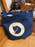 FJALLRAVEN北極狐戶外騎行托特包大容量Hoja Tote手提單肩包560海藍(lán)20L 曬單實(shí)拍圖