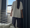 哈魯?shù)馅w露絲同款格子褲女2025夏季新款慵懶寬松顯瘦休閑直筒遛彎闊腿褲 藏青色 M （95-105） 曬單實(shí)拍圖