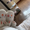 鳶草屋包跟棉拖鞋女秋冬季加絨家居室內(nèi)保暖棉拖軟萌可愛小兔子防滑棉鞋 白色兔兔38-39【適合37-38碼】 萌趣設(shè)計丨毛絨保暖丨輕盈舒適 曬單實拍圖