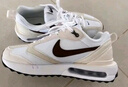 耐克NIKE休閑鞋女子氣墊AIR MAX DAWN運(yùn)動鞋DC4068-102白棕40 曬單實(shí)拍圖