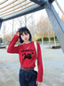 真維斯（JEANSWEST）白色設計感純棉長(cháng)袖T恤女2025春秋季新款小眾薄款內搭打底衫上衣 酒紅 蝴蝶跳跳貓黑 XL 曬單實(shí)拍圖