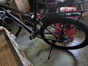 永久自行車成人山地車自行車學(xué)生男女鋁合金變速公路自行車油碟單車 鋁架 全套密封軸承 黑金色 27速 油碟 26寸【推薦155-185cm】 曬單實(shí)拍圖