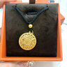 六桂福珠寶八寶羅盤(pán)黃金吊墜足金鑲嵌鋯石項鏈生日禮物送老婆送女友 古法重金版吊墜 克重約7.15g【配編繩+品牌禮盒】 曬單實(shí)拍圖