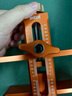 IMBOT多功能柜門(mén)安裝輔助器木工安裝櫥衣柜工具暗裝開(kāi)孔定位打孔反彈器 三代鋁合金柜門(mén)輔助器【帶大底座】+10mm麻花鉆 曬單實(shí)拍圖