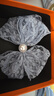 Royal sasa皇家莎莎蕾絲蝴蝶結(jié)發(fā)夾仿珍珠公主風(fēng)氣質(zhì)女發(fā)卡顯臉小頭飾發(fā)飾 淡藍(lán)色BE 曬單實(shí)拍圖
