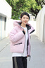 波司登25新款羽絨服女短款90絨冰雪運動(dòng)時(shí)尚冬季連帽保暖外套B250246804 晨光粉1894-趨勢推薦 S 160/84A 體重約100-110斤 曬單實(shí)拍圖