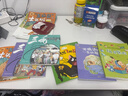 萬(wàn)物復書(shū)25秋二年級 玩具醫院大頭兒子和小頭爸爸 一只想飛的貓精編注音版 歪腦袋木頭樁精編注音版 池塘邊的花斑貓小巴掌童話(huà) 三毛流浪記全集上下正版贈導讀單 二年級6本組合+導讀單 曬單實(shí)拍圖