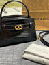 CHARLES&KEITH鱷魚紋凱莉包手提斜挎婚包包女包生日禮物CK2-50270880-1 Black黑色 S 曬單實拍圖