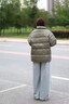 熊貓·本2025冬季連帽羽絨服男保暖90%白鴨絨200G純色雙開(kāi)拉鏈LOGO面包服 金屬灰「連帽·加強版」90絨子·可溯源·新國標 L 曬單實(shí)拍圖