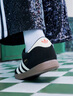 adidas「T頭鞋」STADT經(jīng)典時(shí)尚薄底運(yùn)動(dòng)板鞋男女阿迪達(dá)斯三葉草   黑色/漢玉白/淺猩紅   42 曬單實(shí)拍圖