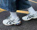 亞瑟士ASICS男鞋越野跑步鞋抓地穩定運動(dòng)鞋耐磨跑鞋GEL-KAHANA 8 淺灰色 41.5 曬單實(shí)拍圖