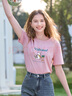 百圖betu女裝2025春夏新款T恤圓領(lǐng)趣味印花棉感短袖T恤上衣女2502T29 粉紅 L 曬單實(shí)拍圖