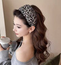 時(shí)尚百搭復古豹紋寬邊發(fā)箍新款高級感外出高顱頂顯臉小頭箍女發(fā)飾 黑白豹紋發(fā)箍 曬單實(shí)拍圖