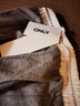ONLY秋季時(shí)尚簡(jiǎn)約寬松撞色刺繡松緊繩休閑褲女|12441D011 G19 淺灰紗色 XS (155) 60A 曬單實(shí)拍圖