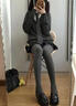 莫代爾2023羊脂褲秋冬加厚打底褲女高腰棉豎條紋加絨打底褲踩腳長(cháng)褲 1條 深灰連腳 均碼 150克春秋(200D適35-15%B0 曬單實(shí)拍圖
