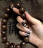 小葉紫檀木金絲古風(fēng)雕刻醒獅男手持佛珠繞指柔木質(zhì)文玩手串女禮物 天然金絲檀木手持漸變流蘇 18mm 曬單實(shí)拍圖