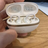 QCY C50 小耳球 藍牙耳機耳夾式AI翻譯 不漏音骨傳導(dǎo)概念碳纖維振膜云感佩戴通話降噪長續(xù)航 奶昔白 曬單實拍圖