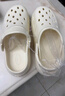 名創(chuàng)優(yōu)品（MINISO）洞洞鞋男女夏季外穿涼鞋防滑厚底踩屎感包頭涼拖鞋 卡其+海洋星星 曬單實拍圖