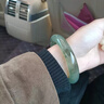 私伊冰種冰透飄花翡翠手鐲女年輕款緬甸翡翠（處理）冰糯飄綠玉鐲子禮 手鐲內(nèi)徑58-59mm+精美禮盒 曬單實(shí)拍圖