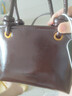 優(yōu)歆斜挎包女包女款2025年高級感手提小拎包水桶包亮皮百搭時(shí)尚設計 【咖色-無(wú)掛件】 長(cháng)21寬14厚10cm 曬單實(shí)拍圖