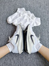 耐克（NIKE）DOWNSHIFTER 13女子透氣專(zhuān)業(yè)跑步鞋秋季公路緩震FD6476 100白/金屬銀/黑/帆白/隊(duì)紅 38 曬單實(shí)拍圖