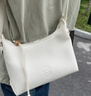 觀(guān)意宋系列詩(shī)囊hobo包包頭層牛皮2025年新款輕奢品牌單肩斜挎腋下包女 凝脂白-小號【現貨速發(fā)】 高級小眾生日禮物女 曬單實(shí)拍圖