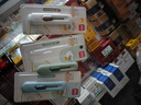 得力（deli）美工刀拆快遞開(kāi)箱刀小刀考研小刀美術(shù)刀開(kāi)快遞神器拆快遞小刀小號 3個(gè)裝 長(cháng)款(顏色隨機) 曬單實(shí)拍圖