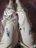 維多利亞的秘密 田曦薇同款 夏季宅度假水光綢家居服絲滑涼感長(zhǎng)袖長(zhǎng)褲睡衣套裝女 08T7香檳羽毛-印花 11273302 S 曬單實(shí)拍圖