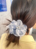 柏詩(shī)琳藍色水墨風(fēng)花朵低丸子頭抓夾女高端2025新款盤(pán)發(fā)夾發(fā)卡氣質(zhì)馬尾夾 水墨丸子頭夾子 曬單實(shí)拍圖