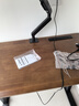 惠尋京東自有品牌 實(shí)木電動(dòng)升降桌電腦桌家用學(xué)習桌子可升降辦公書(shū)桌 插排款【隱藏雙電機】黑胡桃色 120*60（3CM實(shí)木桌面） 曬單實(shí)拍圖