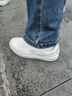 特步板鞋女鞋小白鞋運動(dòng)鞋2026年春季新款休閑鞋皮面低幫女滑板鞋子女 帆白/雪青紫0064 37 曬單實(shí)拍圖