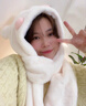 恒源祥可愛(ài)小熊帽子圍巾一體女冬季毛絨圍脖手套冬天保暖三件套雷鋒帽 奶白色 均碼(55-58cm) 曬單實(shí)拍圖
