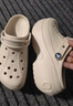 卡駱馳（CROCS）貝拉洞洞鞋沙灘鞋包頭女鞋厚底拖鞋|210062 冬日白 -11S(含智必星） 37 (230mm) 38 曬單實(shí)拍圖