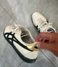 Onitsuka Tiger鬼塚虎男女款復古德訓鞋輕便透氣運動(dòng)休閑板鞋TOKUTEN 1183B938 白色/黑色 36 曬單實(shí)拍圖