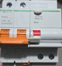 施耐德電氣帶漏電保護斷路器A型空氣開(kāi)關(guān)2PC63A空開(kāi)家用總閘 EA9RN2C6330CAR 曬單實(shí)拍圖